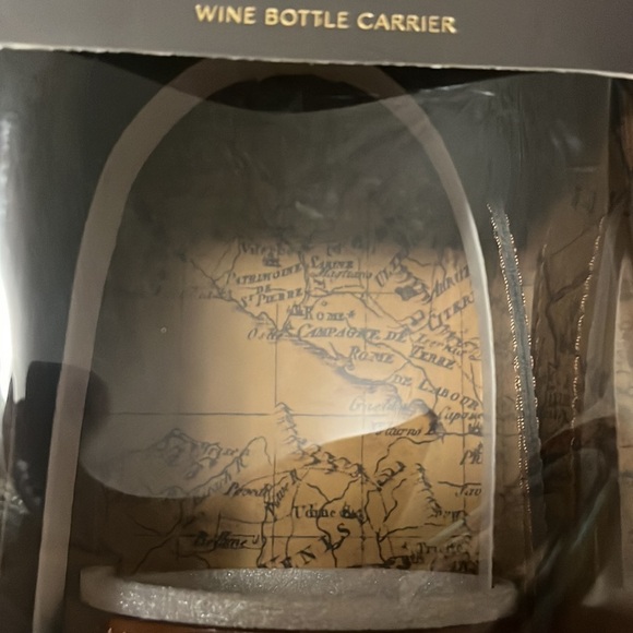 Patricia Nash, leather wine bottle carrier in gift box, new - Picture 6 of 8